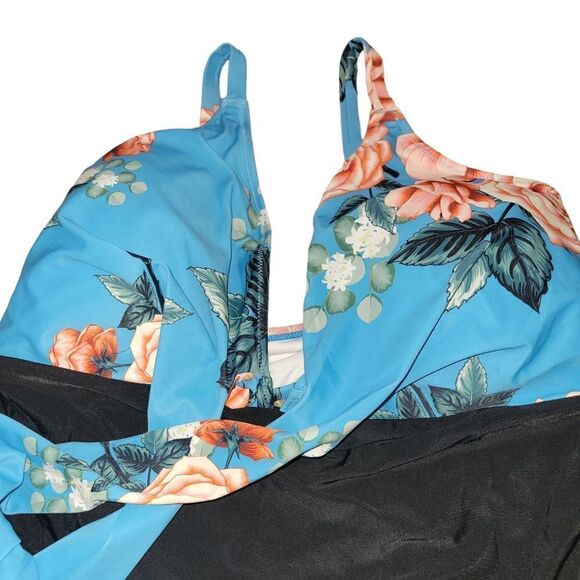 NWT Cupshe One Piece Bathing Suit - Picture 3 of 5